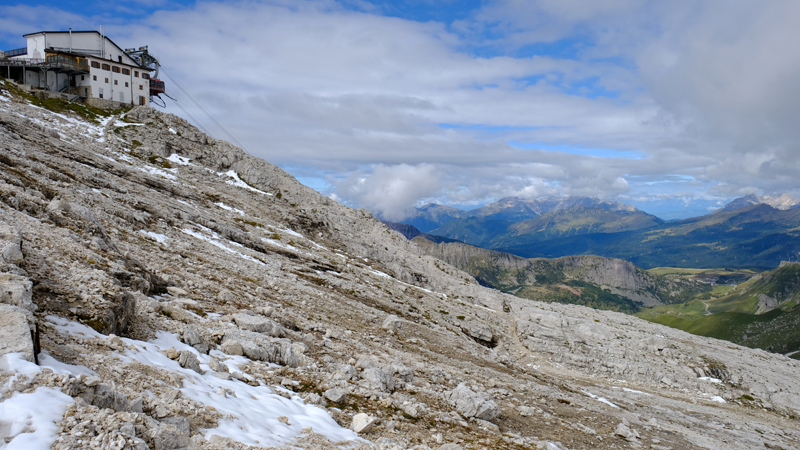 2017-09-05_114038 trentino-suedtirol-2017.jpg - Die Bergstation auf der Pala